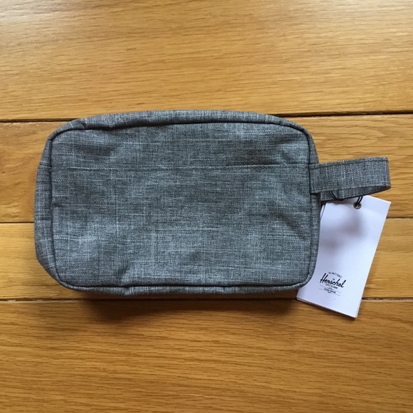 Herschel Draft Kings Raven Crosshatch Travel Bag - Picture 5 of 12